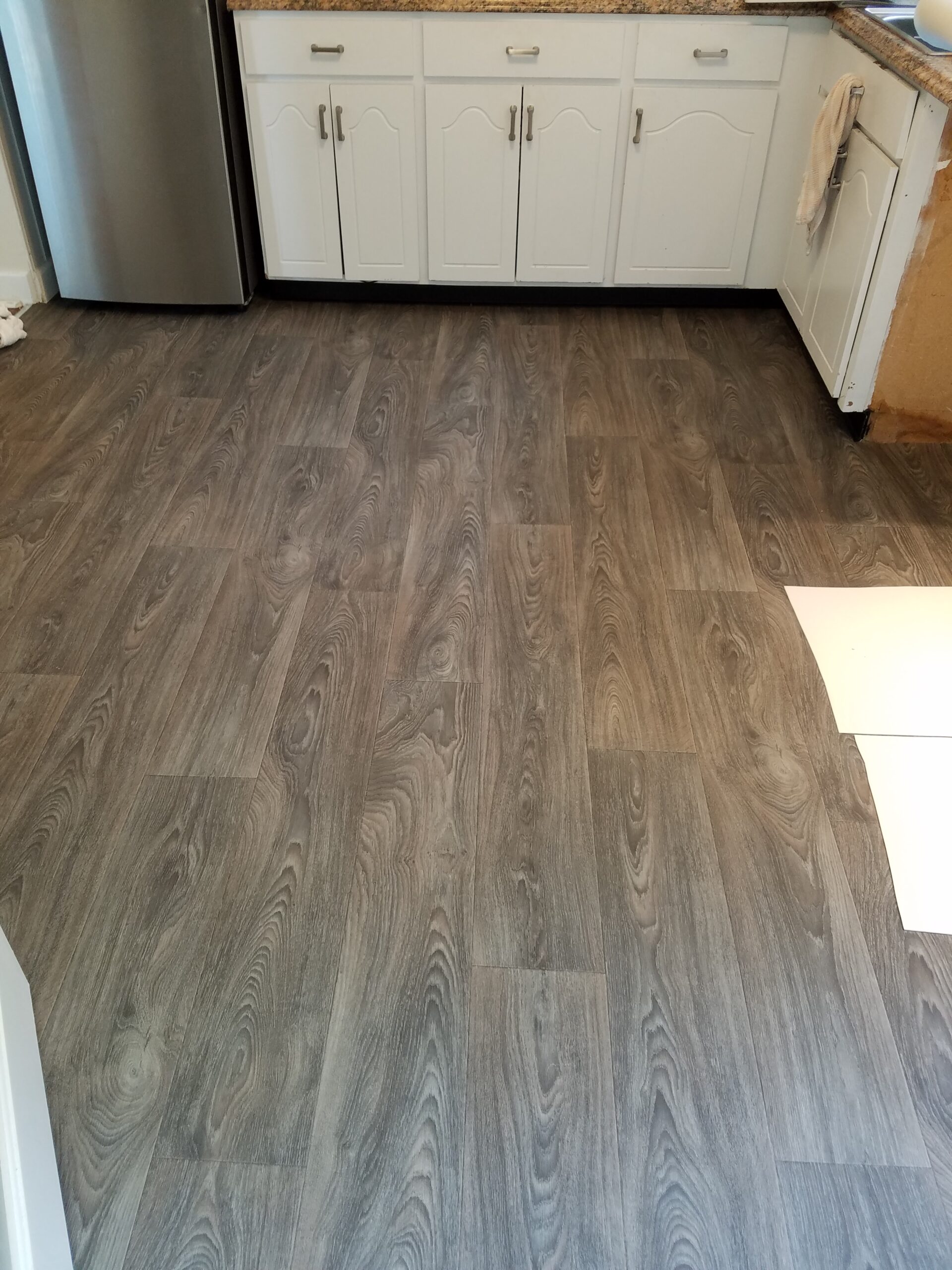 Sheet and Plank Vinyl Installation Service in Ansonia Connecticut - Rob's  Carpet Service